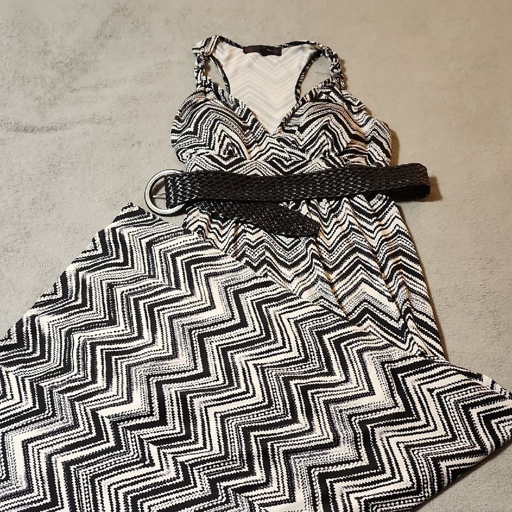 HeartSoul Black and White Sleeveless Maxi Sundress
